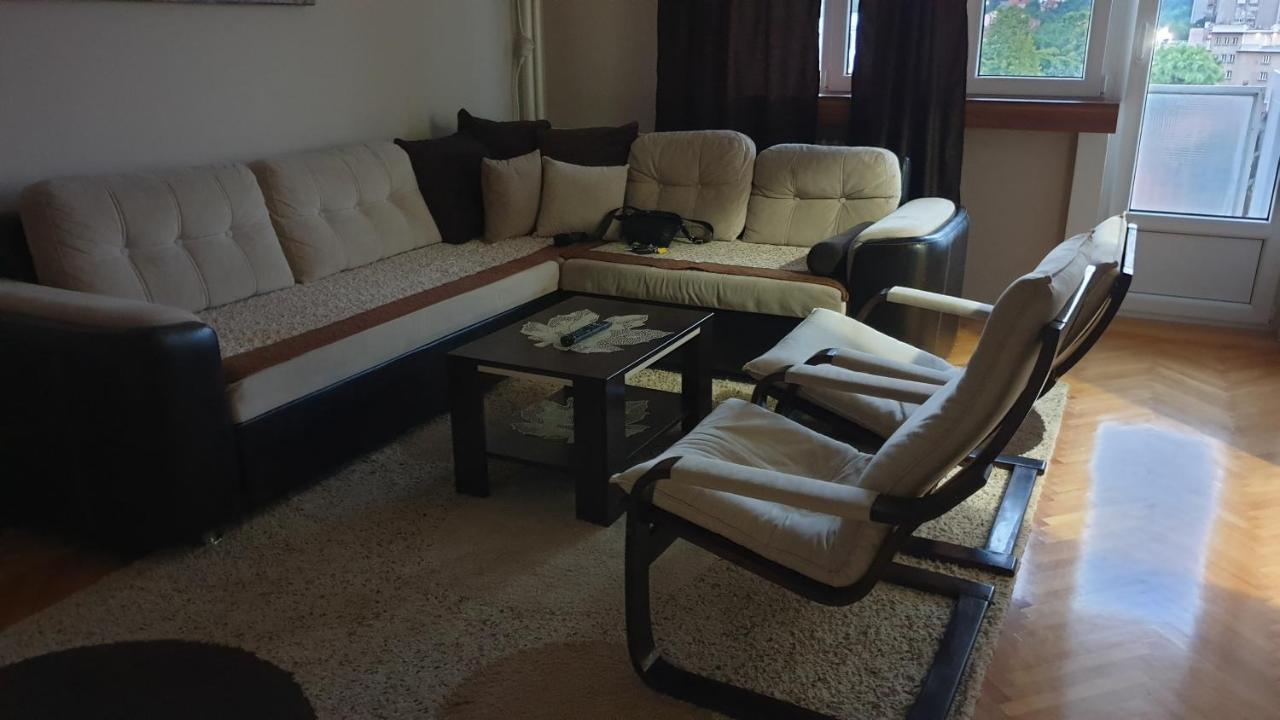 Apartment Stan na dan Nis Bagian luar foto