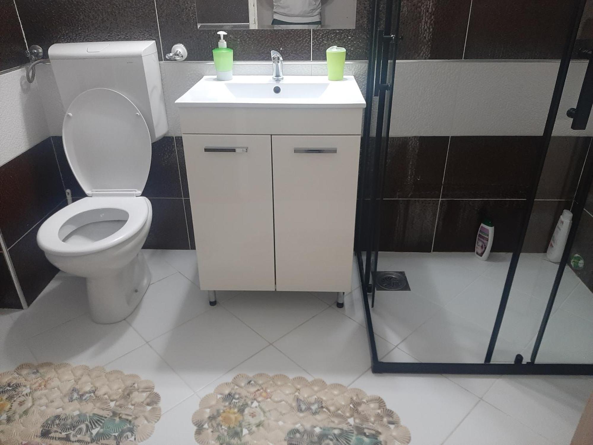 Apartment Stan na dan Nis Bagian luar foto