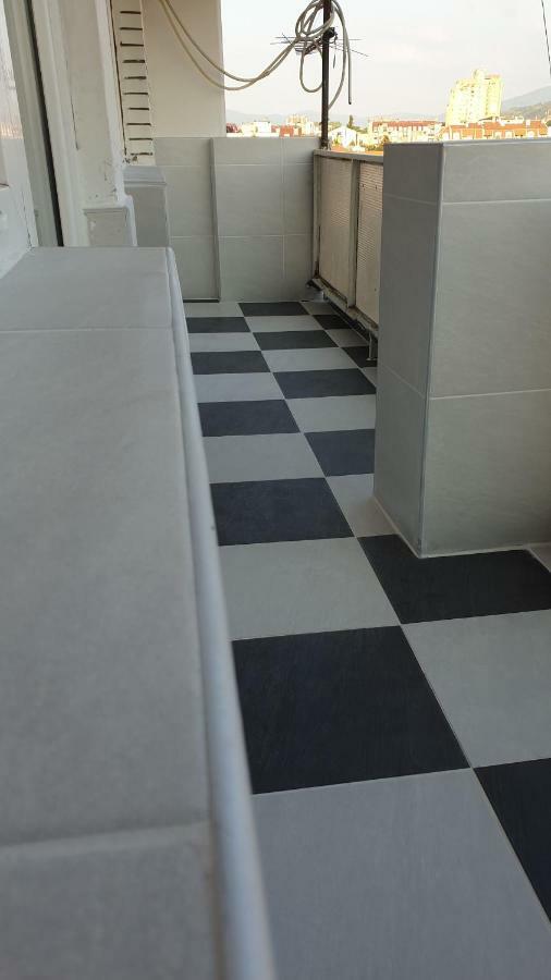Apartment Stan na dan Nis Bagian luar foto